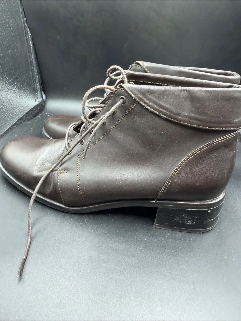 Classic elements Brown Leather Lace-Up Ankle Boots